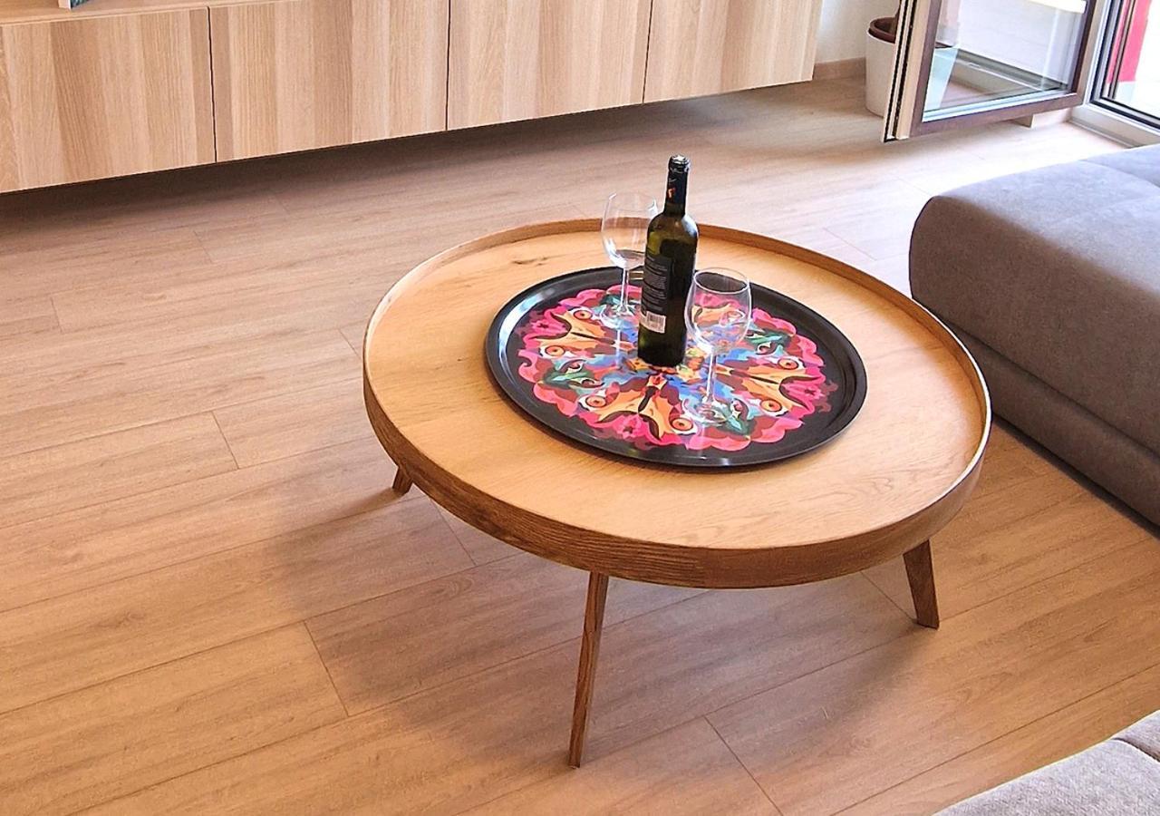 New Cozy 2 Room Pink Apartment Bratislava 058 Екстер'єр фото